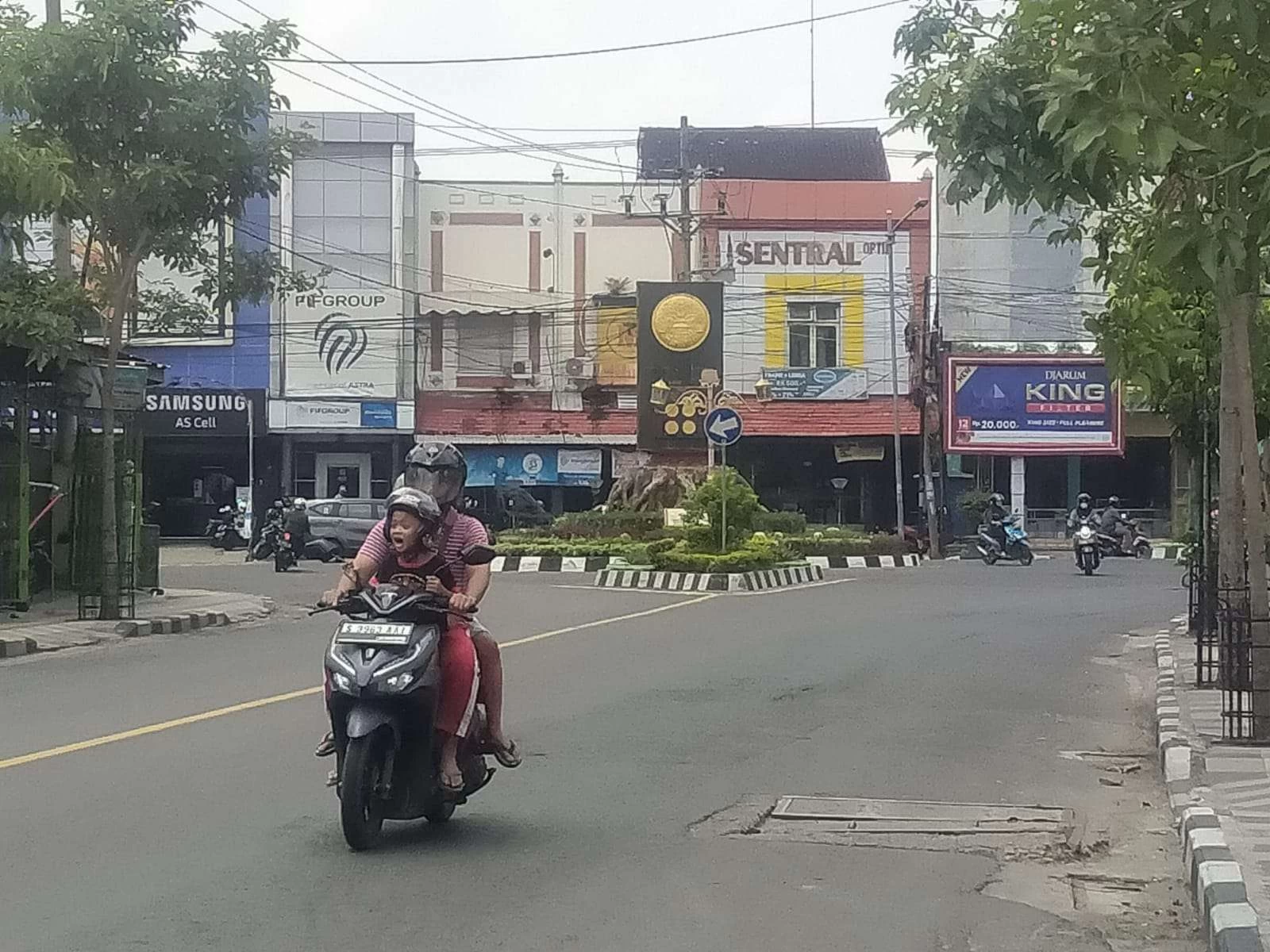 Hari Pertama Puasa Jalur Nasional Bojonegoro Surabaya Lengang