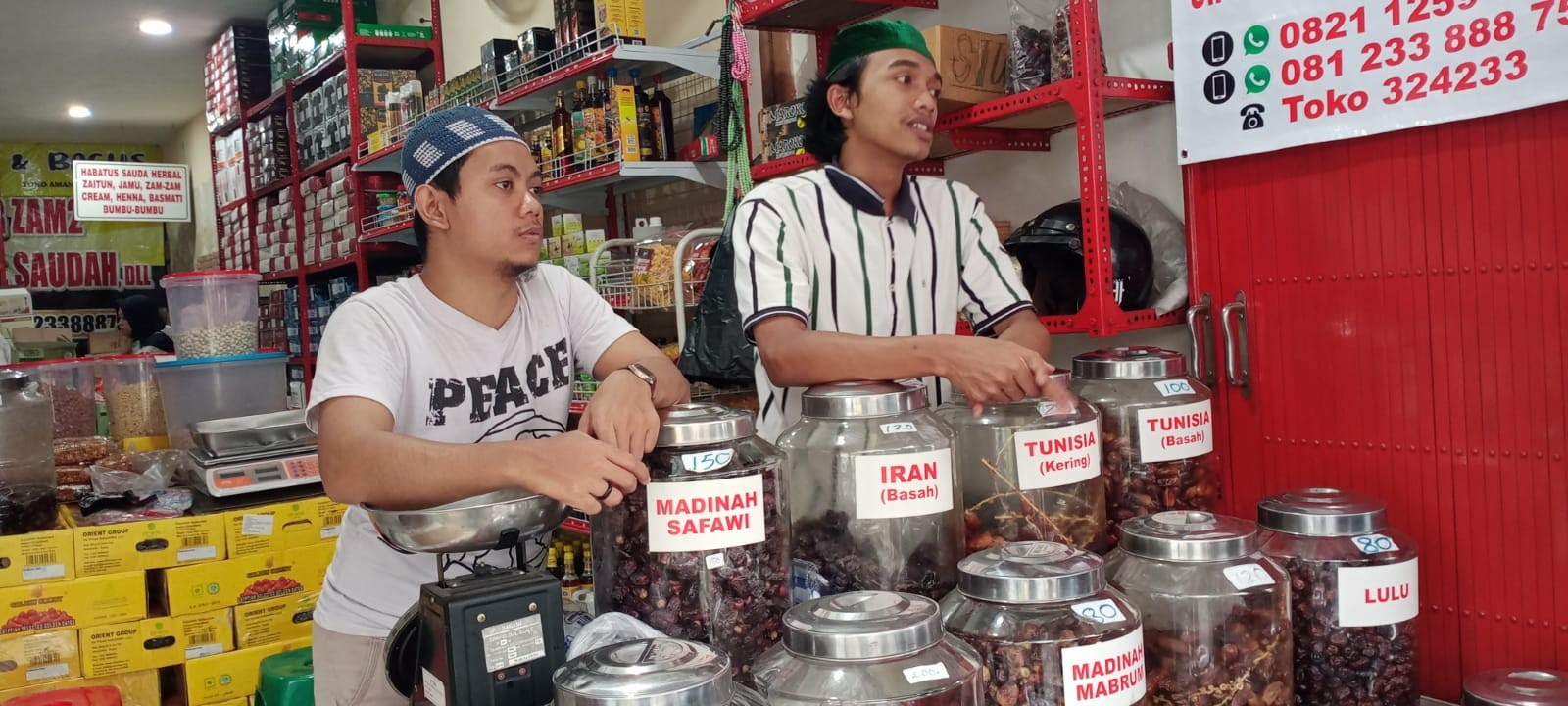 Toko Raja Kurma di Kota Malang (Foto: Lalu Theo/Ngopibareng.id)