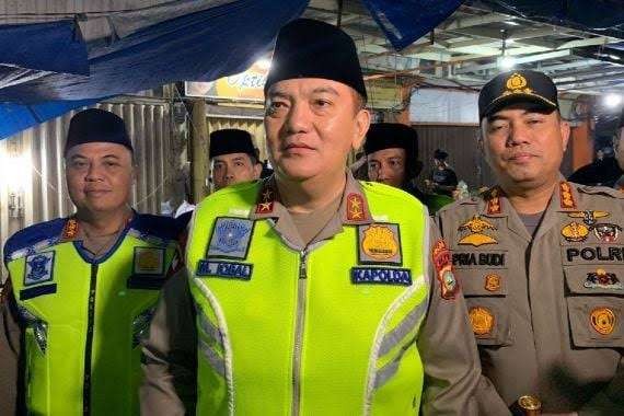 Kapolda Riau, M Iqbal menyebut korban kebakaran kilang minyak Pertamina di Kota Dumai, Riau, berjumlah sembilan orang. (Foto: Twitter)