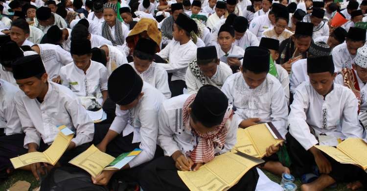 Aktivitas mengaji di Pondok Pesantren. (Foto: dok/Ngopibareng.id)