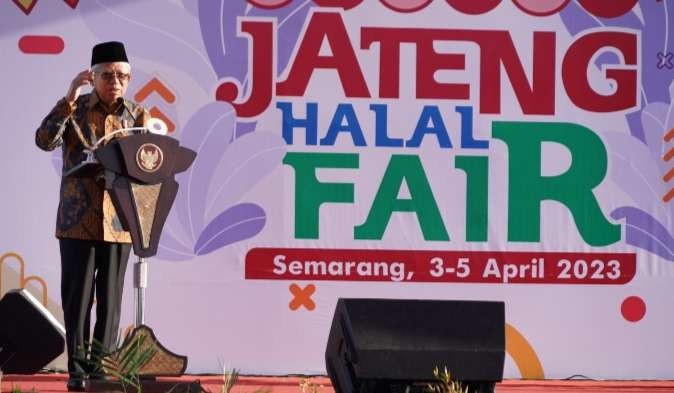 Wapres KH Ma'ruf Amin meresmikan Jateng Halal Fair di Semarang. (Foto: BPMI Setwapres)