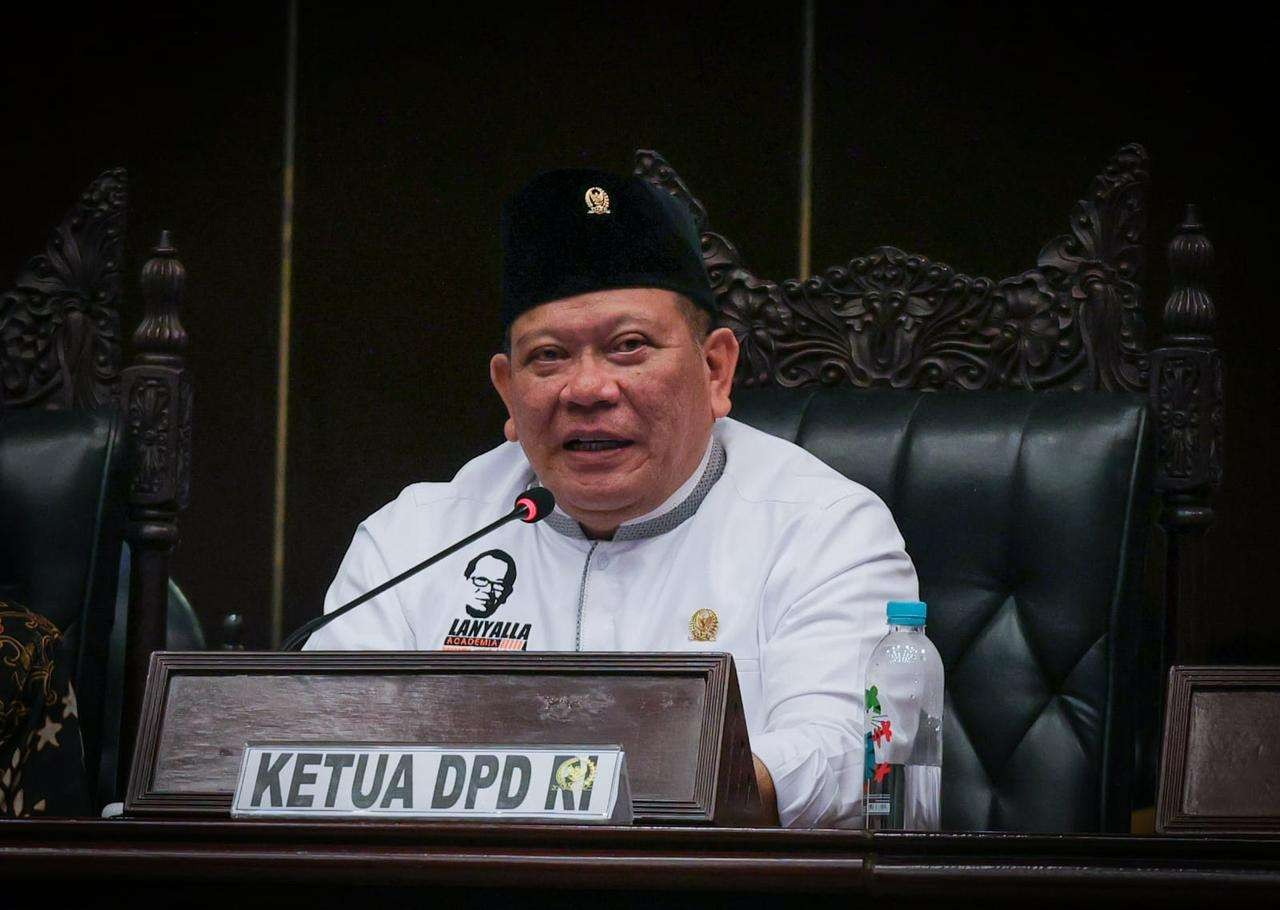 Ketua DPD RI AA LaNyalla Mahmud Mattalitti mendukung Komisi E DPRD Jatim yang akan menambah anggaran untuk KONI Jatim di PAK nanti. (Foto: Biro Pers, Media dan Informasi LaNyalla)