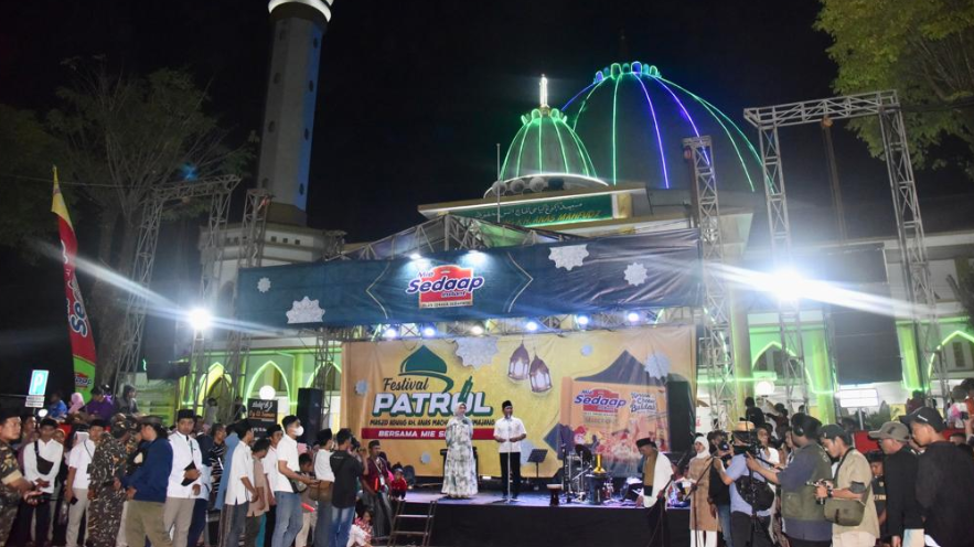 Masjid Agung KH. Anas Mahfudz Lumajang menggelar Festival Patrol. (Foto: Kominfo Lumajang)