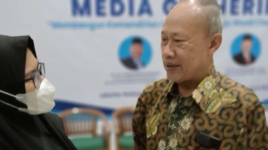 Rektor Universitas Negeri Jakarta, Prof Komarudin bersama seluruh komponen dan kekuatan mewujudkan harapan setelah terpuruk. (Foto: Asmanu Sudarso/Ngopibareng.id )