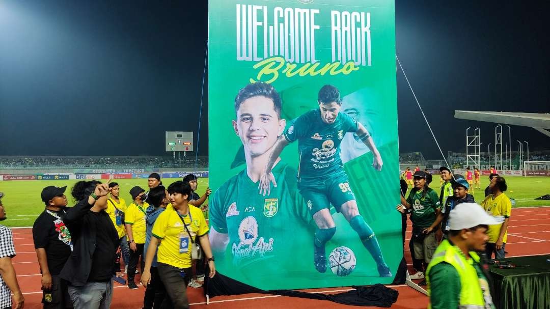 Pengumuman perekrutan Bruno Moreira. (Foto: Fariz Yarbo/Ngopibareng.id)