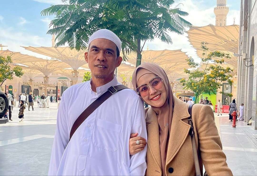 Meggy Wulandari, mantan istri komedian Kiwil, rujuk dengan suaminya kembali pamer video mesra. (Foto: Instagram @meggywulandari_real)