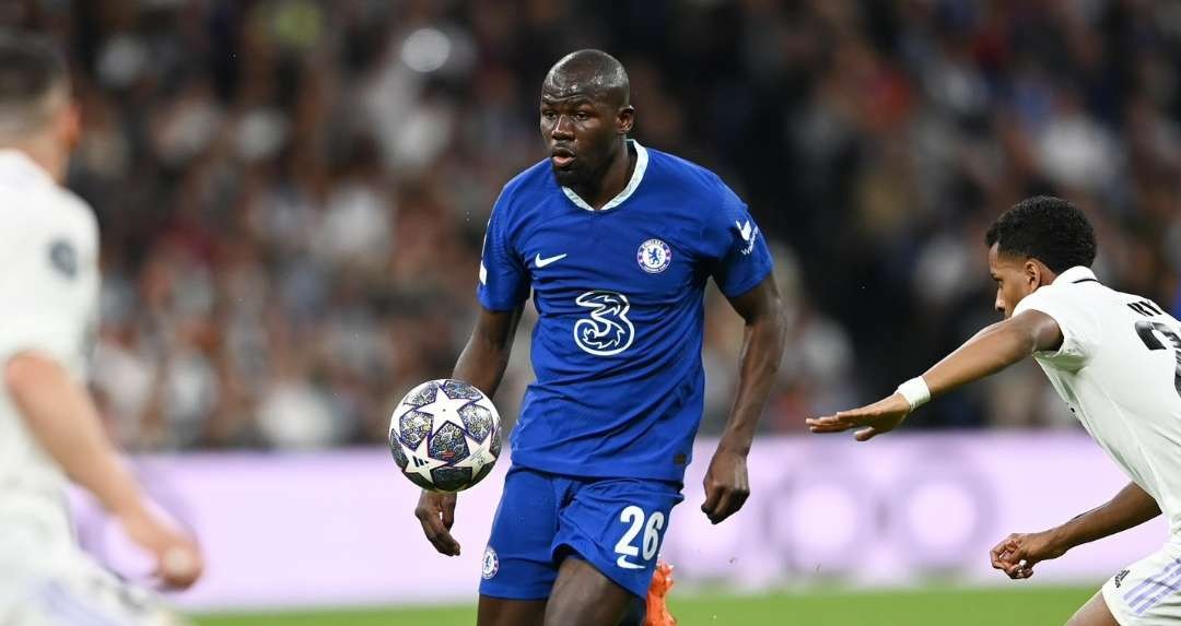 Bek tengah Chelsea, Kalidou Koulibaly dikabarkan tak bahagia di Chelsea. (Foto: Twitter/@kkoulibaly26)