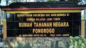 Rutan Ponorogo buka open house bagi warga binaannya. (Foto: Dok Kanwil Kumham)