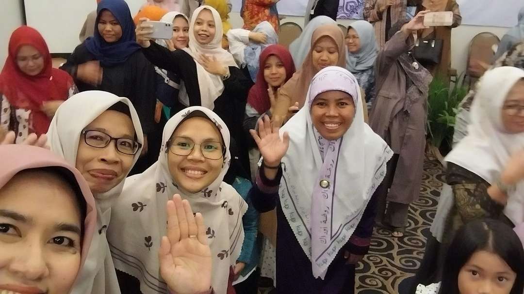 Para ulama perempuan dalam suatu pertemuan KUPI. (Foto: dok/Ngopibareng.id)