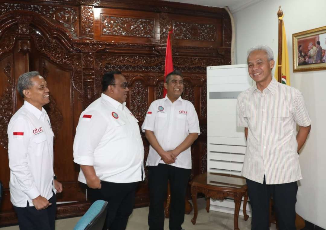 Ketua KSPSI, Andi Gani Nena Wea menegaskan bahwa Ganjar Pranowo tak ada hubungannya dengan disahkannya UU Cipta Kerja. (Foto: Dok Jateng)