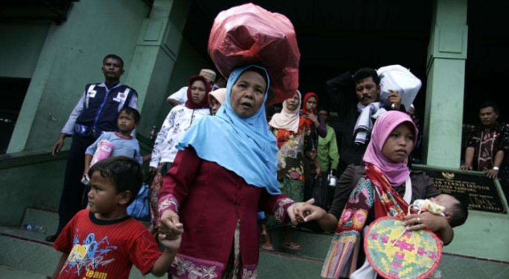 Pengungsi Syiah Sampang di Tahun 2013. (Foto: Tempo)