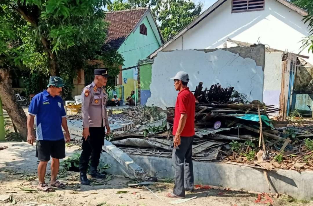 Polisi sedang mendatangi tempat kejadian perkara (Foto; Istimewa)