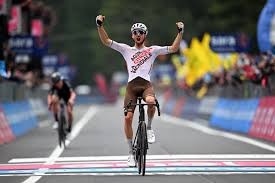 Paret-Peintre (AG2R) menjadi juara Giro d'Italia 2023 etape 4