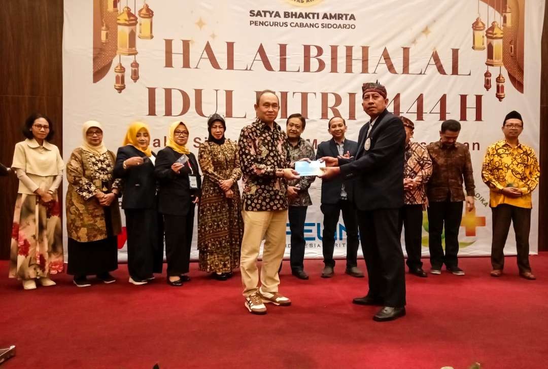 Raker dan halalbihalal alumni Ika Unair Sidoarjo (foto : Aini/Ngopibareng.id)