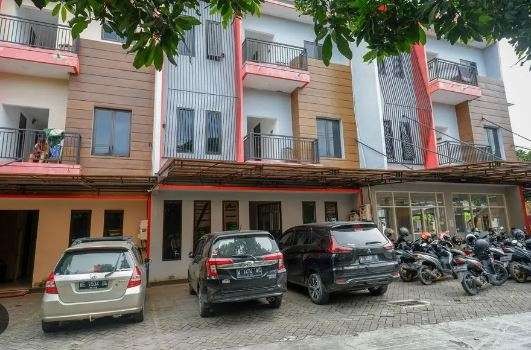 Penampakan depan hotel di Tlogomas. (Foto: Google)