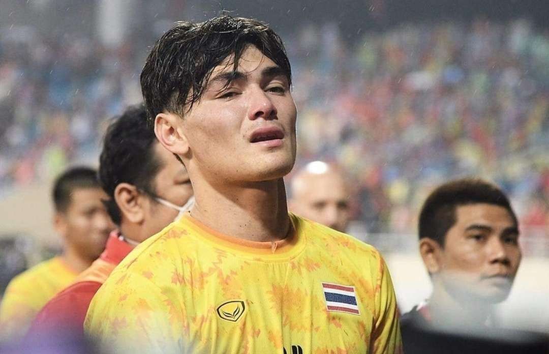 Jonathan Khemdee buat sensasi, klaim pensiun dari Timnas Thailand usai final SEA Games, Selasa 16 Mei 2023. (Foto: Instagram @jkhemdee)