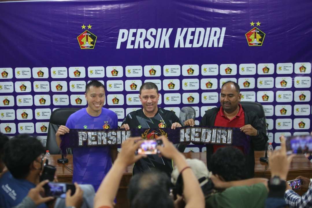 Kapten tim Persik Kediri Arthur Irawan berharap racikan pelatih baru asal Brasil Marcelo Rospide mampu menjadikan Persik lebih baik dibanding musim lalu.  (Foto: Istimewa)