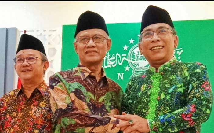 Ketua Umum PBNU KH Yahya Cholil Staquf bersama Ketua Umum PP Muhammadoyah Haedar Nashir menepis politik identitas (Foto: Asmanu/ Ngopibareng.id )