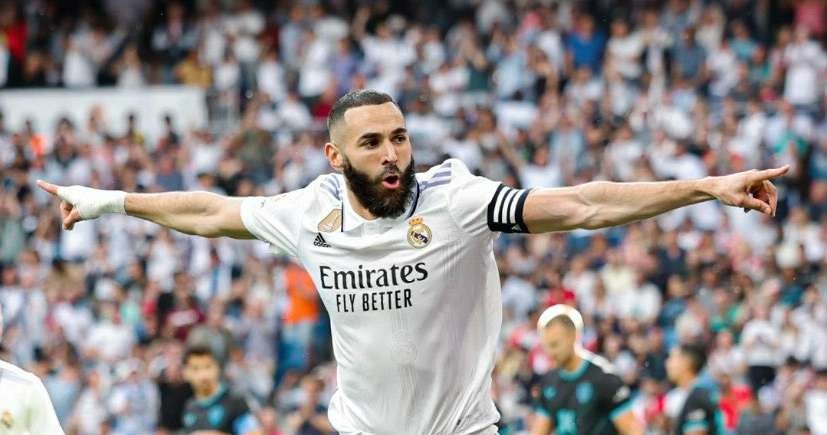 Karim Benzema dikabarkan akan meninggalkan Real Madrid di akhir musim ini dan pindah ke Liga Arab Saudi. (Foto: Twitter/@Benzema)