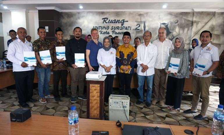 Wakil Walikota Pasuruan Adi Wibowo (Mas Adi) membuka rangka pelatihan konsultan vokasi berlokasi di Ruang Rapat Untung Suropati II Pemkot Pasuruan, Kamis 11 Mei 2023. (Foto: Humas Pemkot Kota Pasuruan)