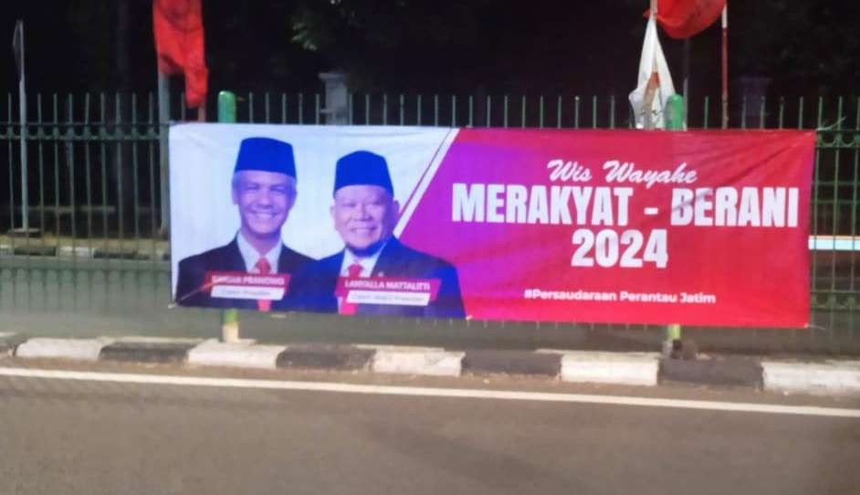 Spanduk Ganjar-LaNyalla berbarengan dengan Rakernas PDIP, berlangsung 6-8 Juni 2023. (Foto: Istimewa)