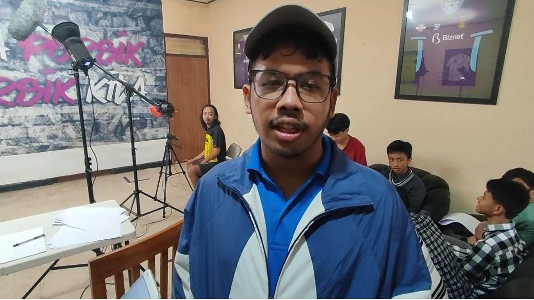 Fahri Eliyasa selaku konten koordinator Persik Kediri (Foto: Fendi Lesmana/Ngopibareng.id)