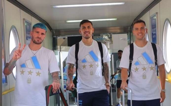 Skuad Argentina sudah terbang menuju Indonesia, usai laga kontra Australia di China. (Foto: Twitter)