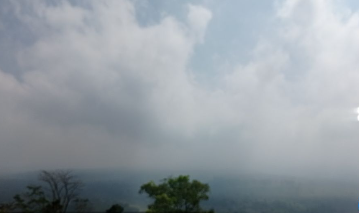 Gunung Semeru disebut mengalami gempa letusan sebanyak 6 kali, sepanjang Sabtu, 17 Juni 2023, antara pukul 06.00 hingga 12.00 WIB. (Foto: Magma ESDM)