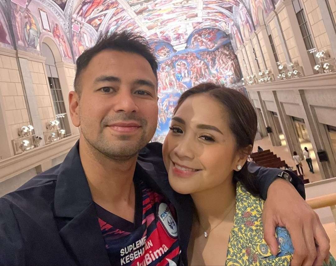 Pasangan Raffi Ahmad dan Nagita Slavina (Gigi) diusik perkara orang tua rebutan harta dan adik diduga selingkuh. (Foto: Instagram @raffinagita1717)