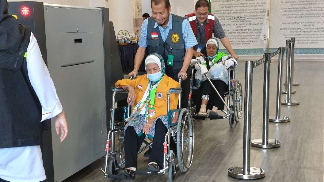 PPIH Arab Saudi 1444 H/2023 M memfasilitasi 240 jemaah haji lansia dan disabilitas untuk menjalani safari wukuf. (Foto: Istimewa)