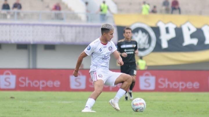 Jalannya laga antara Dewa United versus Arema FC (Foto: Media Officer Arema FC)