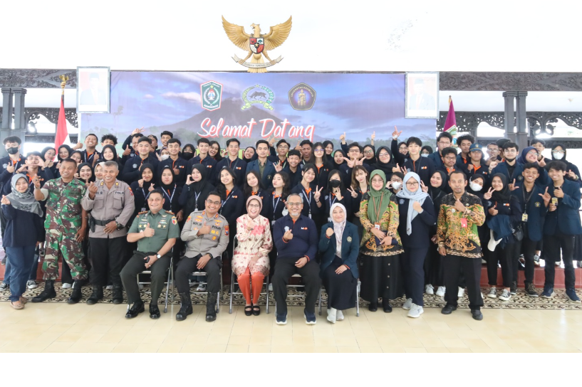 Program Mahasiswa Membangun Desa, membawa 320 mahasiswa Universitas Brawijaya untuk turun ke Lumajang. Menggali potensi desa. (Foto: Kominfo Lumajang)