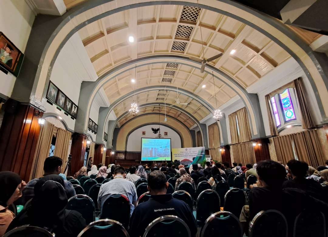 Bangunan Nederlandsche Indische Artsen School (Nias) atau tepatnya gedung Aula FK Unair. (Foto: Pita Sari/Ngopibareng.id)