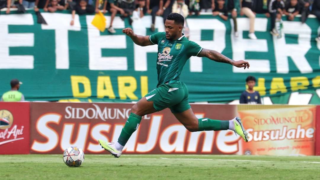 Pemain Persebaya, Paulo Victor siap kembali berseragam melawan Barito Putera. (Foto: Fariz Yarbo/Ngopibareng.id)