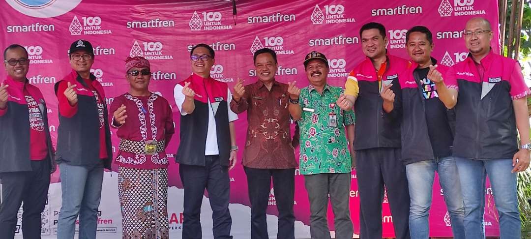 Pemkab Kediri apreasiasi sebaran literasi digital Smartfren sasar desa wisata. (Foto: Fendi Lesmana/Ngopibareng.id)