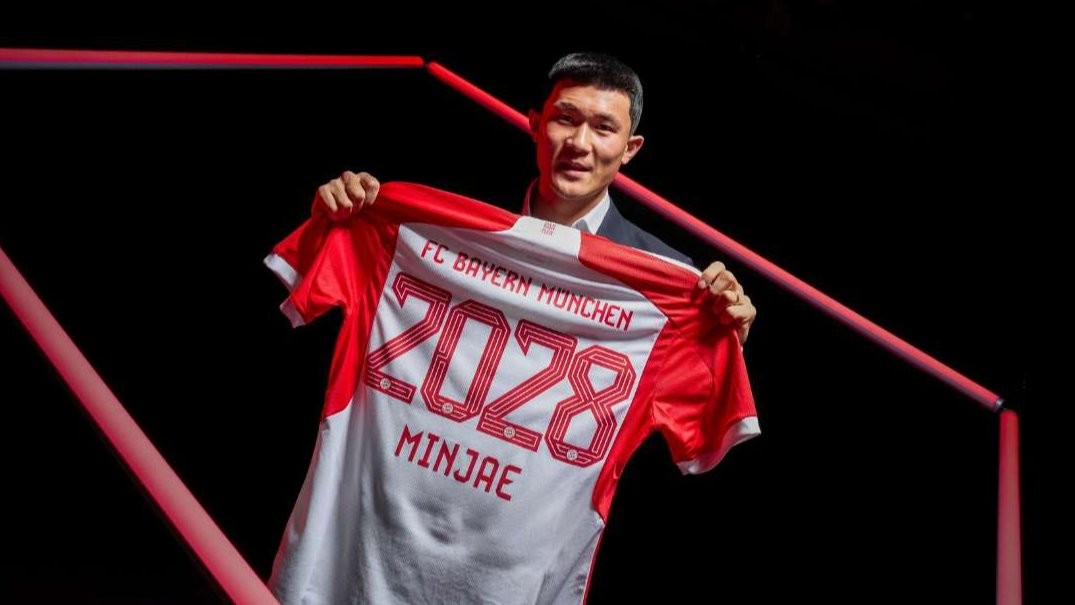 Kim Minjae gabung Bayern Munchen hingga 2028. (Foto: Twitter FC Bayern Munchen)