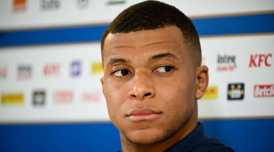 Kylian Mbappe tak disertakan dalam rombongan PSG yang akan menjalani tur Asia ke Jepang dan Korea Selatan. (Foto: Twitter/@KMbappe)