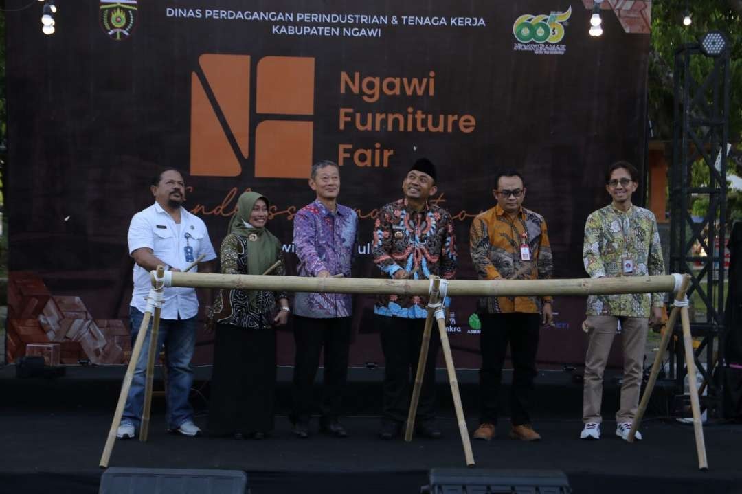 Pameran yang dibuka langsung oleh Bupati Ngawi Ony Anwar Harsono, bersama sejumlah tamu yang hadir dan dilaksanakan selama 5 hari mulai 12-17 Juli 2023.(Foto: dok. Kominfo)