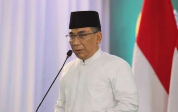 Ketua Umum PBNU KH Yahta Cholil Staquf, ingatkan semua lembaga di bawah NU jangan sibuk meminta bantuan. (Foto; Dok. PBNU)