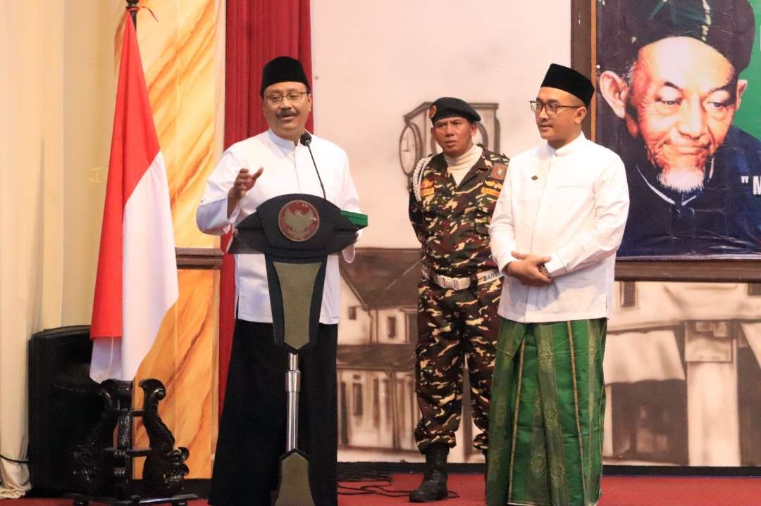 Walikota Pasuruan, Saifullah Yusuf (Gus Ipul) memberikan sambutan saat menghadiri pengukuhan Kepala Lembaga BHPNU dan Seminar nasional PC LP Ma’arif NU Kota Pasuruan di Gedung Gradhika Kota Pasuruan, Sabtu 23 Juli 2023. (Foto: Pemkot Pasuruan)