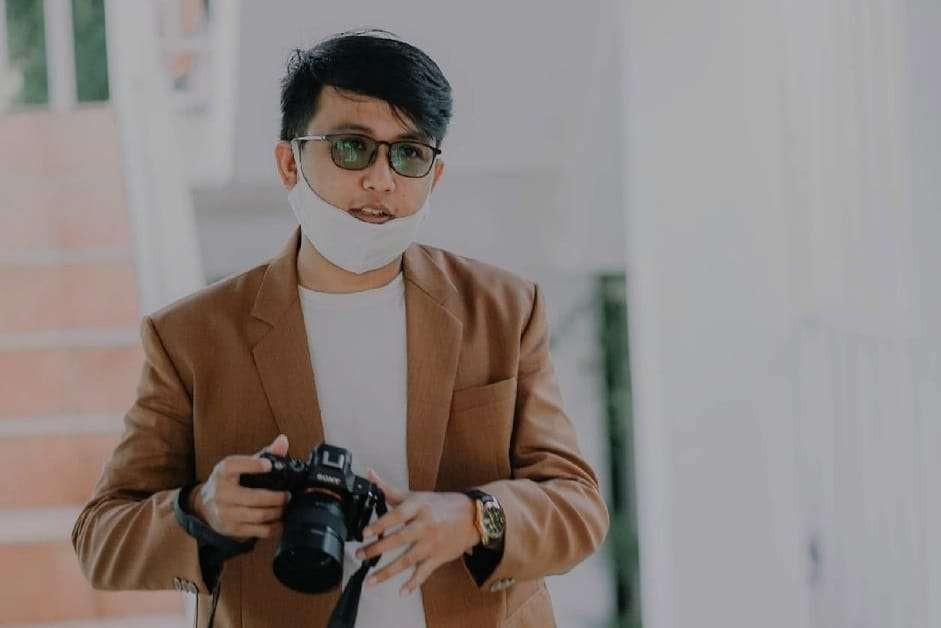 Hari Agustiyo untuk tetap survive dengan pekerjaan yang telah digelutinya di bidang wedding photography. (Foto: Istimewa)