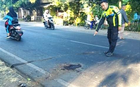 Lokasi kejadian kakek berinisial SA, 60 tahun meninggal kecelakaan lalu lintas.(Foto: Satlantas Polres Situbondo)