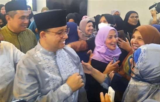 Anies Baswedan, capres Parpol Nasdem berkunjung ke Ponpes Wringin Bondowoso.(Foto: Guido/Ngopibareng.id)