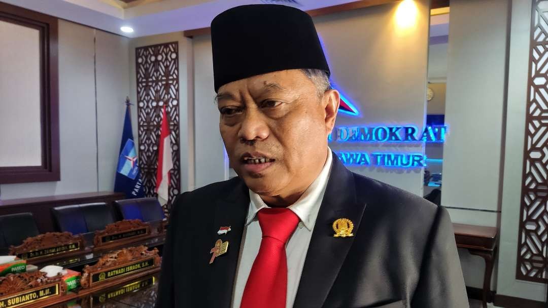 Anggota Komisi B DPRD Jatim, Agus Dono Wibawanto. (Foto: Fariz Yarbo/Ngopibareng.id)