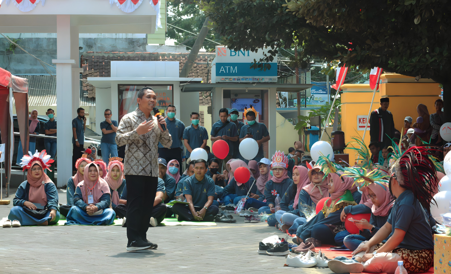 Bupati Lumajang Thoriqul Haq saat Tasyakuran HUT ke-6 RSUD Pasirian di Lumajang. (Foto: Kominfo Lumajang)