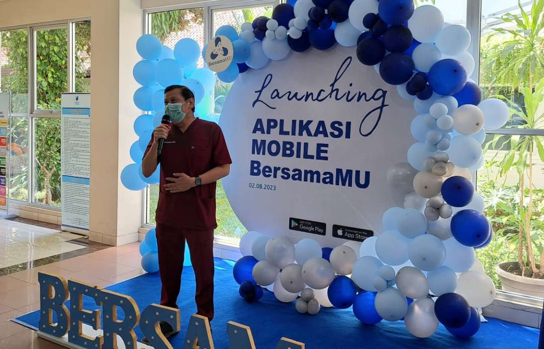 Direktur RSMU, dokter Sahata Napitupulu, Sp.M (K) saat launching Aplikasi BersamaMU. (Foto: Pita Sari/Ngopibareng.id)