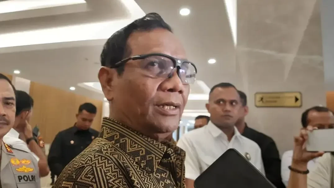 Menko Polhukam Mahfud MD mengatakan sampai saat ini kasus transaksi janggal di lingkungan Kementerian Keuangan senilai Rp349 triliun tidak berhenti. (Foto: Ant)