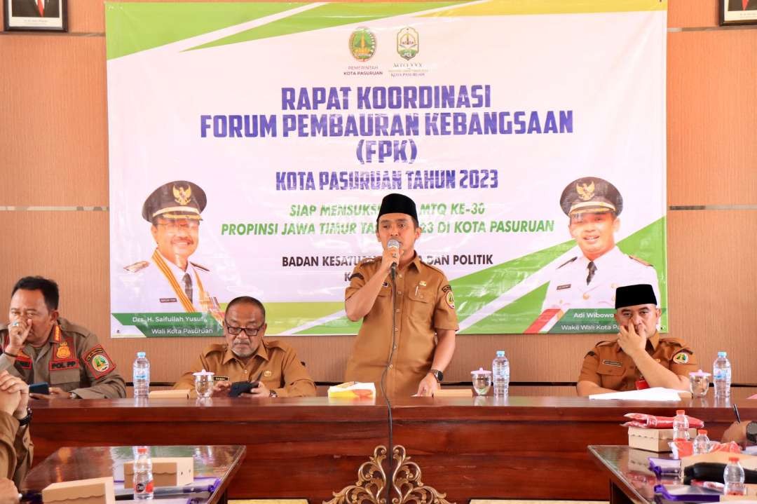 Wakil Walikota Pasuruan Adi Wibowo atau yang akrab disapa Mas Adi menghadiri Rapat Koordinasi Forum Pembaruan Kebangsaan (FPK) Kota Pasuruan yang diselenggarakan pada Selasa 22 Agustus  siang di ruang rapat Bakesbangpol. (Foto: Pemkot Pasuruan)