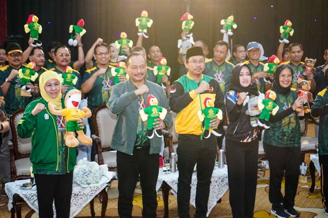 Bupati Sidoarjo (tengah) saat menghadiri kick off maskot Porprov Jatim 2023. (Foto: Istimewa)