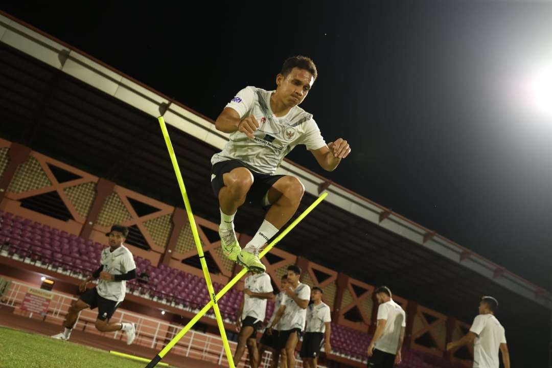 Pemain Timnas Indonesia, Egi Maulana Vikri, saat menjalani latihan di Lapangan Thor, Surabaya, Rabu 6 September 2023. (Foto: Ist)